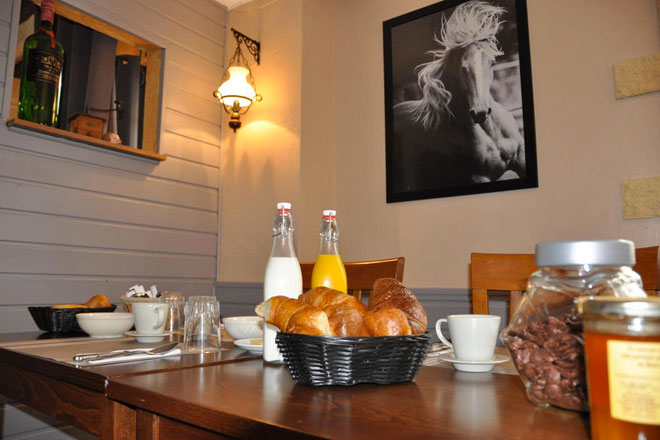 petit déjeuner au restaurant l'Alezan